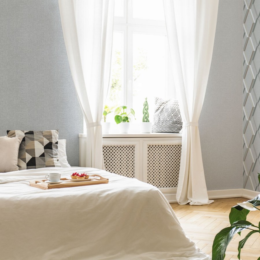 Bílo-zlatá tapeta na zeď